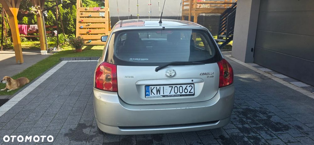 Toyota Corolla 1.4 D-4D - 5