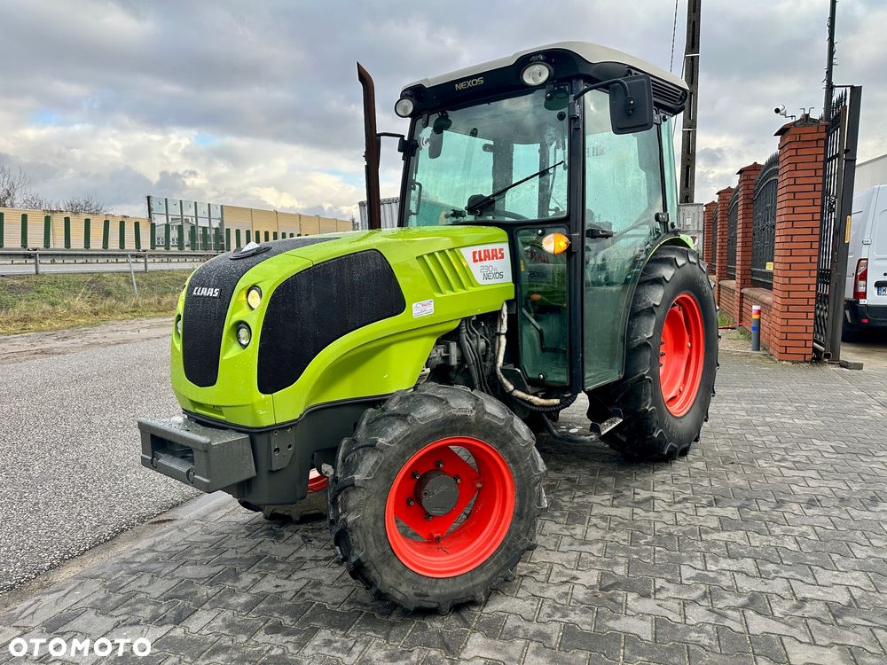 Claas NEXOS 230VL S/N Sadowniczy 4WD Pełzaki Mechaniczny - 1