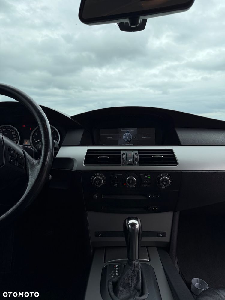 BMW Seria 5 - 21
