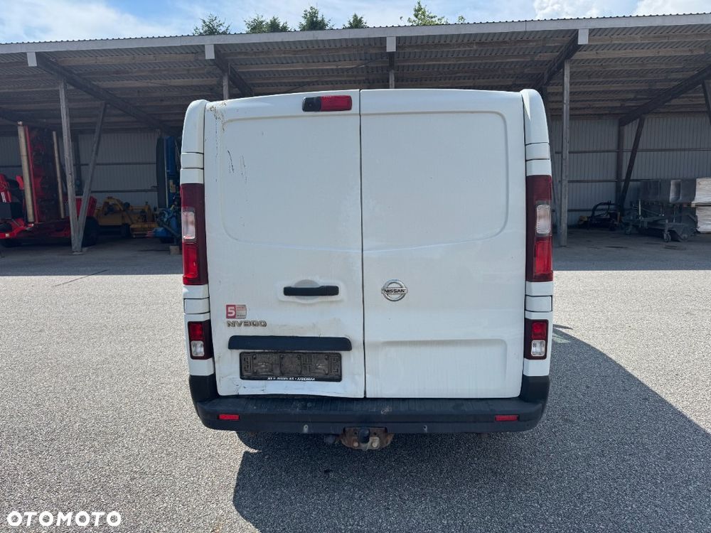 Nissan NV300 - 10