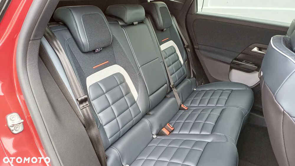 Citroën C5 Aircross 1.2 mHEV Max eDCT6 - 24