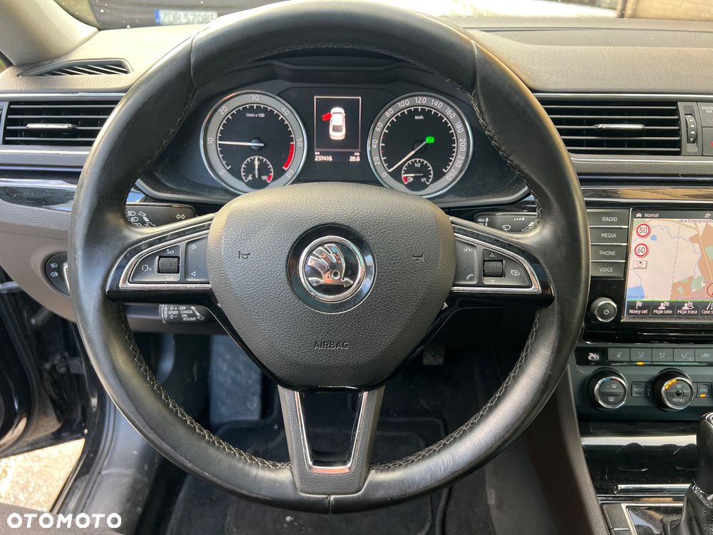 Skoda Superb 2.0 TDI DSG L&K - 14