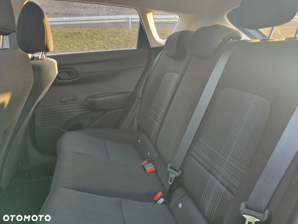 Hyundai Bayon 1.2 MPI Pure - 16