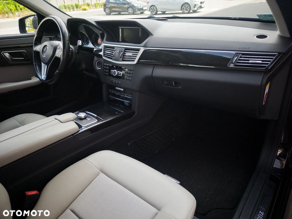 Mercedes-Benz Klasa E 220 BlueTEC 9G-TRONIC Avantgarde - 37
