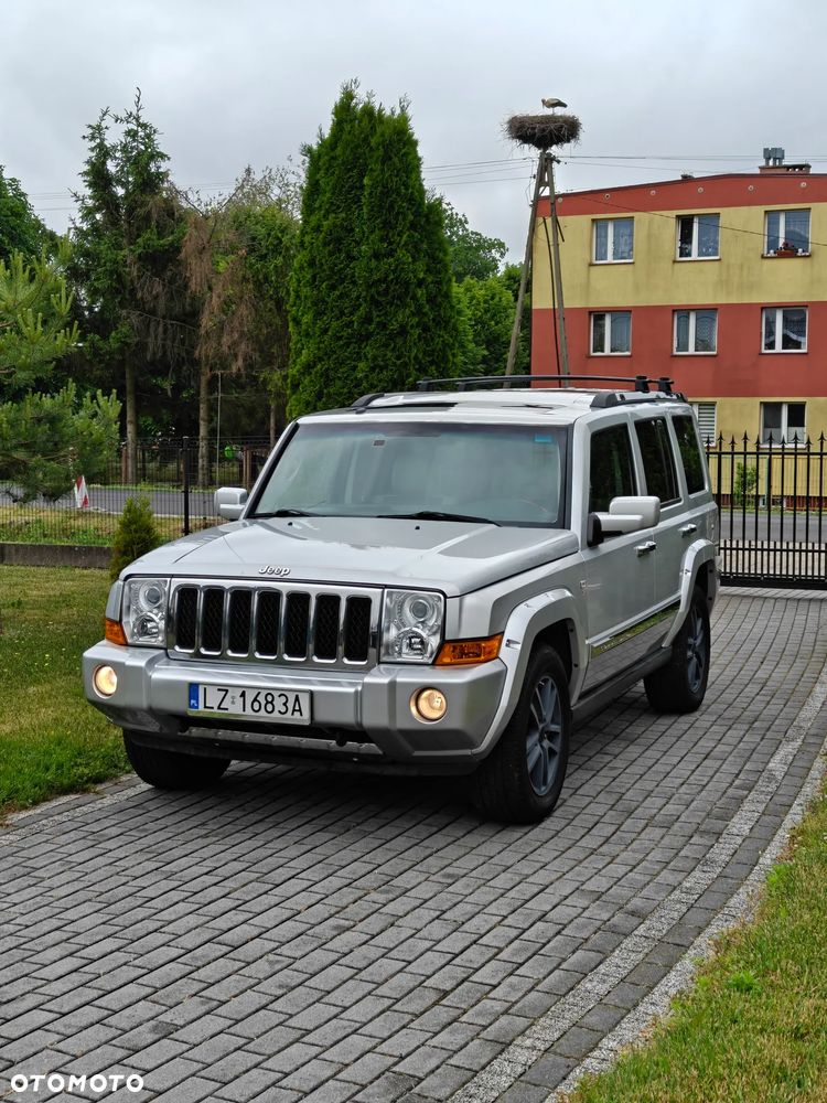 Jeep Commander 5.7 V8 Overland - 2