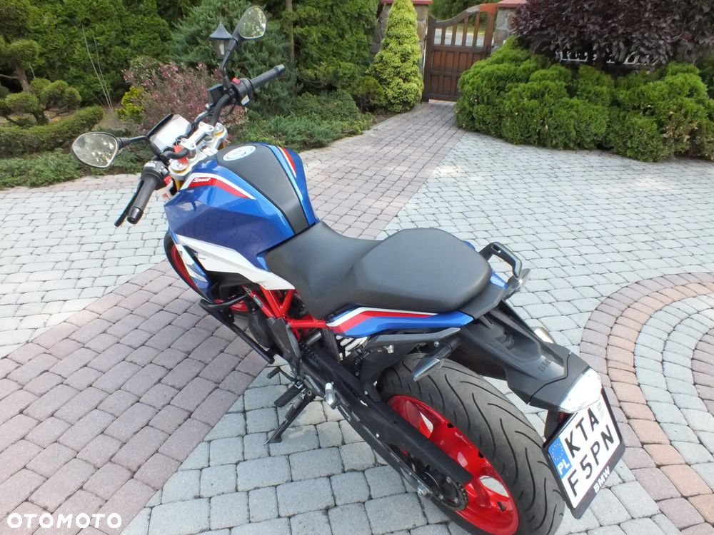 BMW G - 27