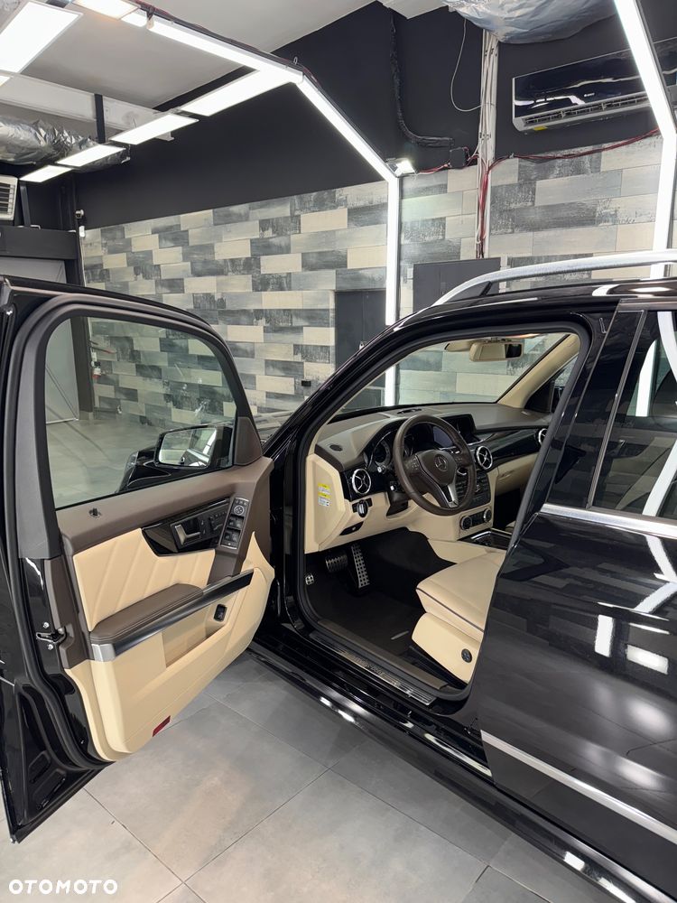 Mercedes-Benz GLK 350 4-Matic - 3