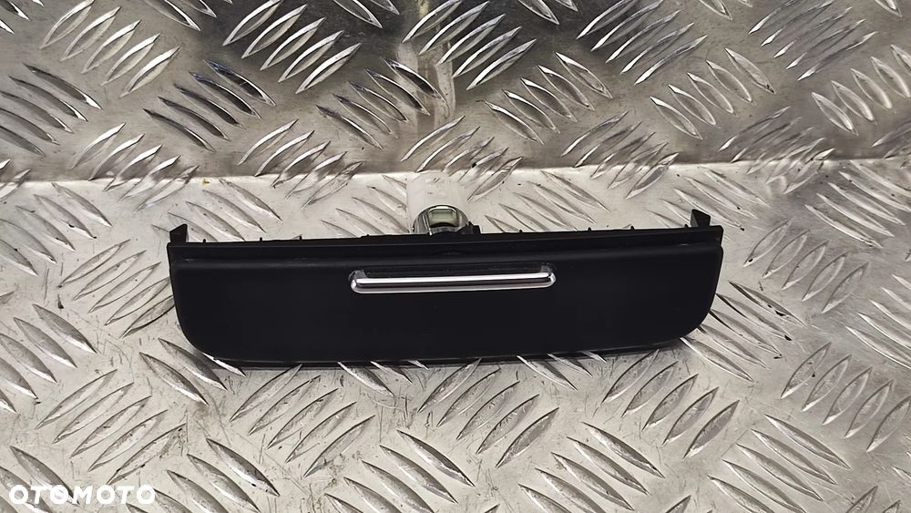 VW TOUAREG 7P 10-18R NAKLADKA GNIAZDA ZAPALNICZKI TYL ORYGINAL 7P6863761 - 1