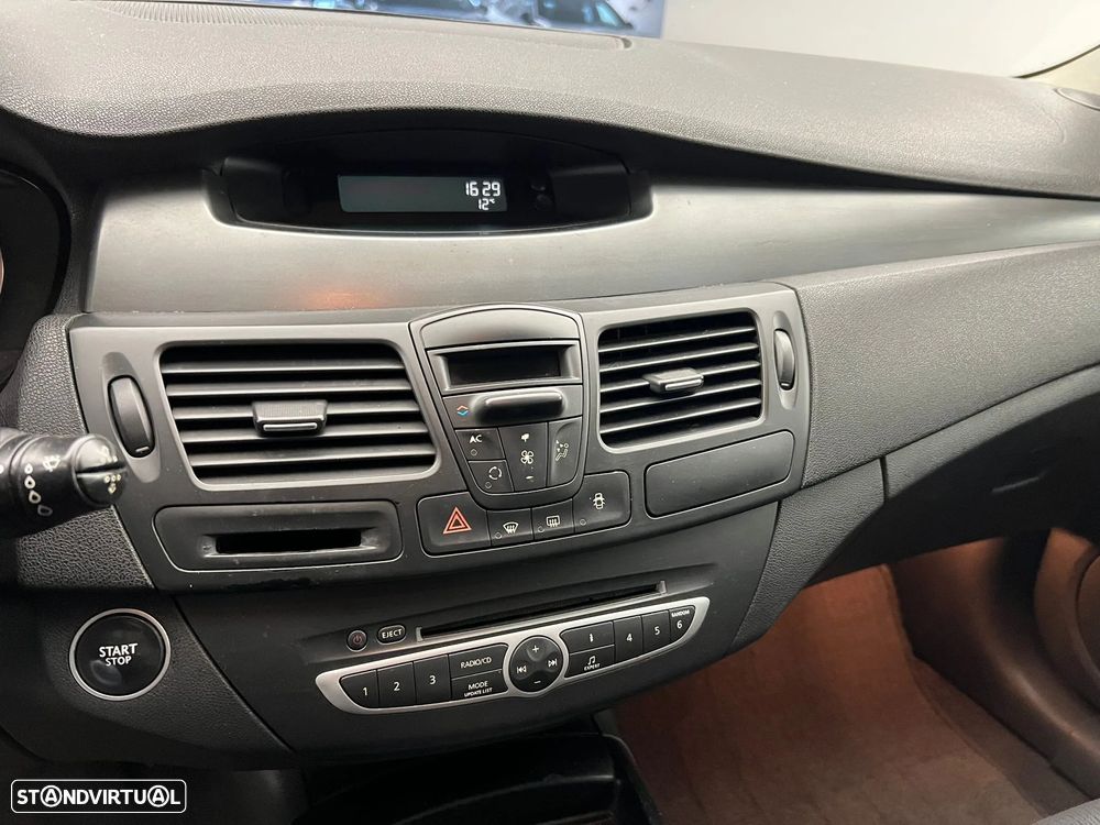 Renault Laguna Break dCi 110 FAP Limited - 6