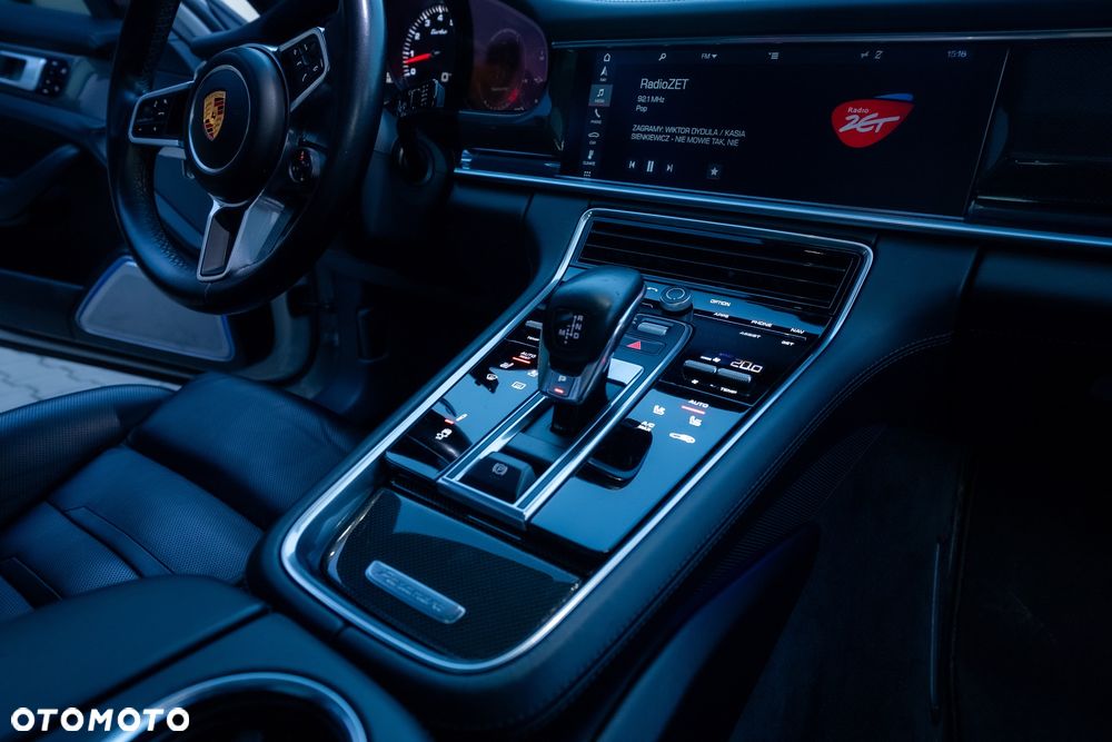 Porsche Panamera Turbo - 20