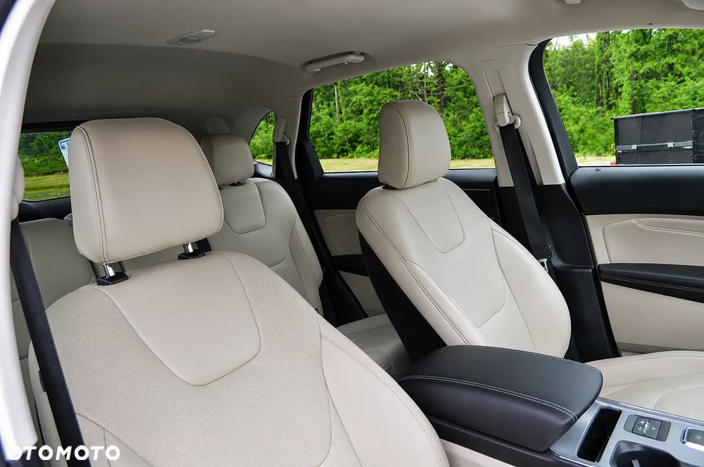 Ford Edge - 15