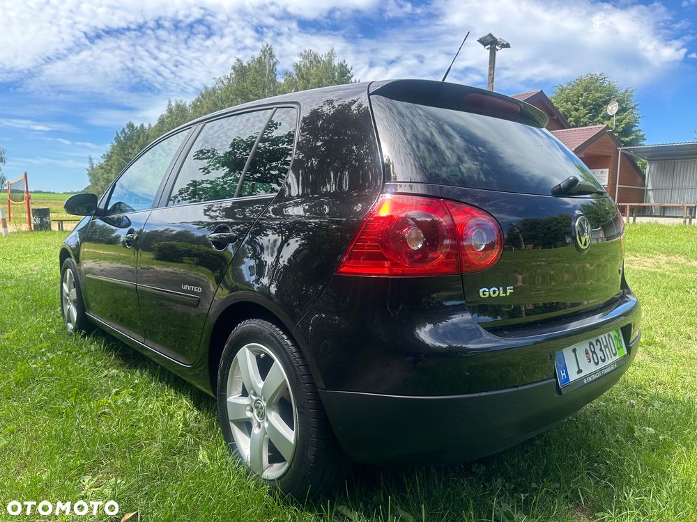Volkswagen Golf 1.6 United - 14