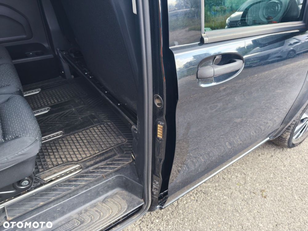 Mercedes-Benz E-Vito - 24