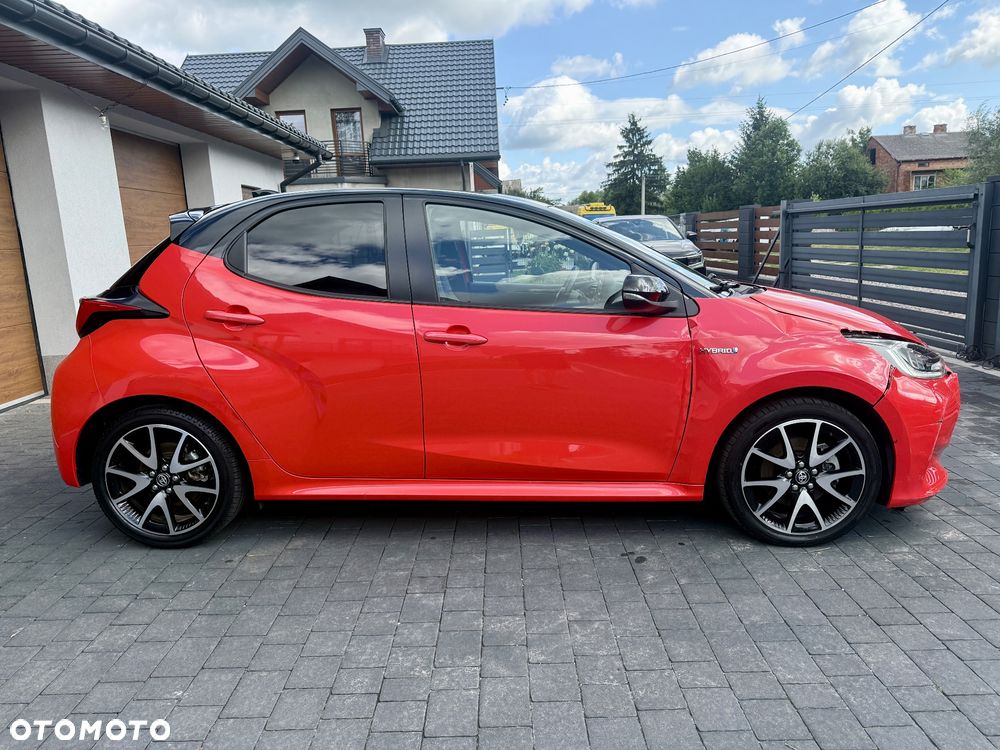 Toyota Yaris Hybrid 1.5 Premiere Edition - 10