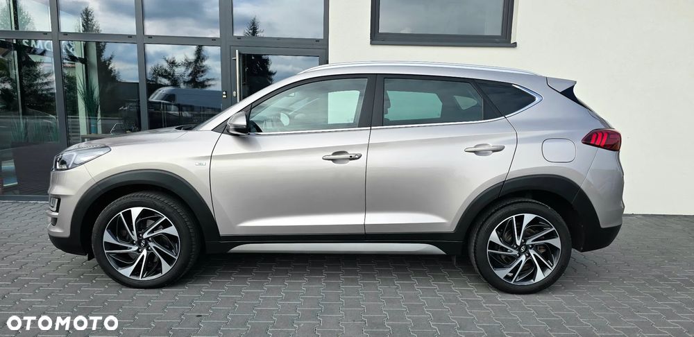 Hyundai Tucson 2.0 CRDI 4WD Automatik Premium - 6