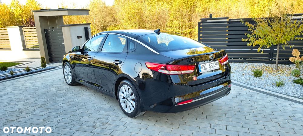 Kia Optima - 7