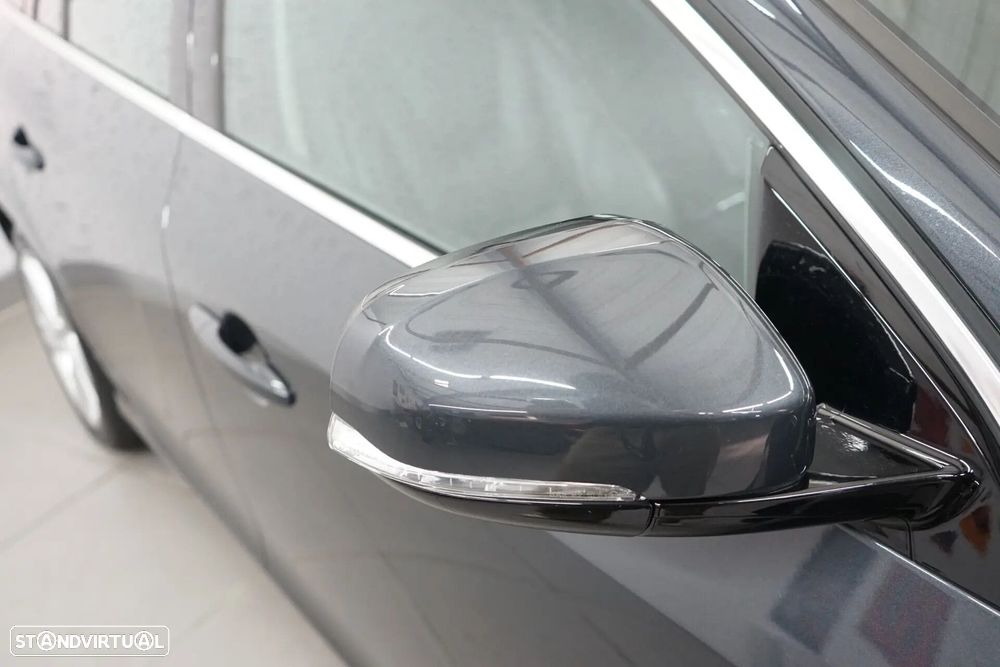 Volvo V60 2.4 D6 Momentum AWD Phev - 12