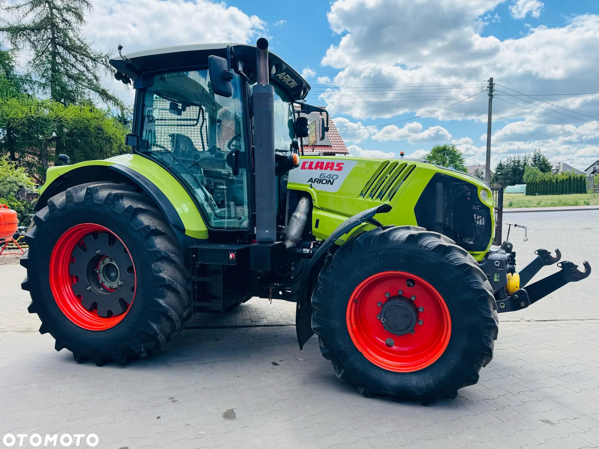 Claas Nexos 210F - 5