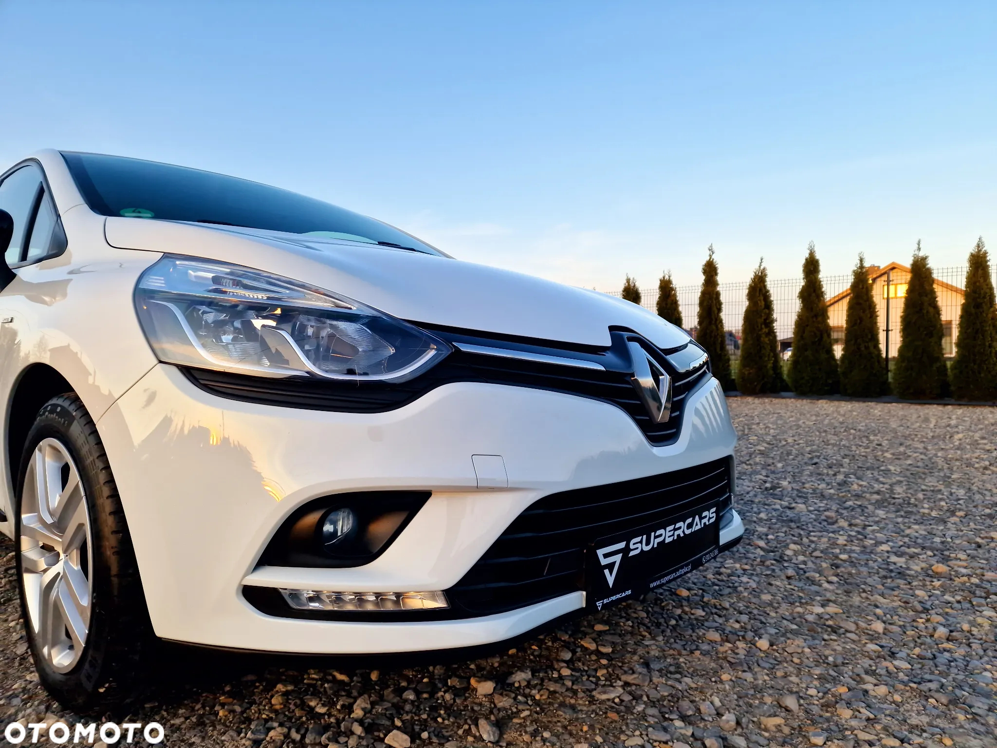 Renault Clio 1.2 16V Limited - 31