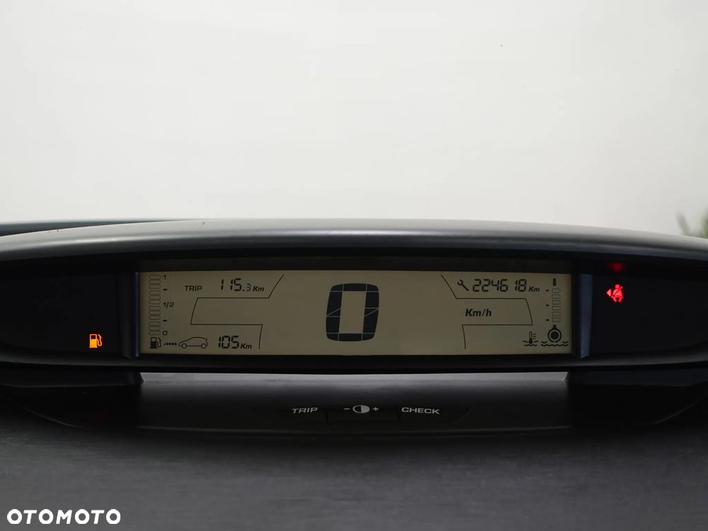 Citroën C4 1.6 HDi FAP Style - 36