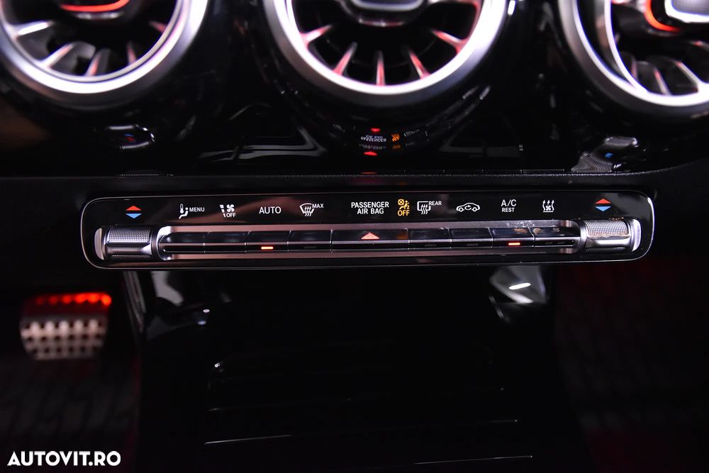 Mercedes-Benz CLA 250 e 8G-DCT AMG Line - 18
