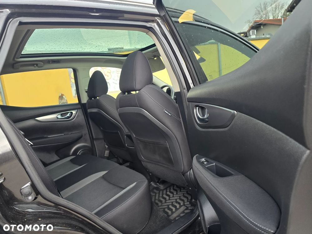 Nissan Qashqai 1.2 DIG-T N-Connecta EU6 - 11