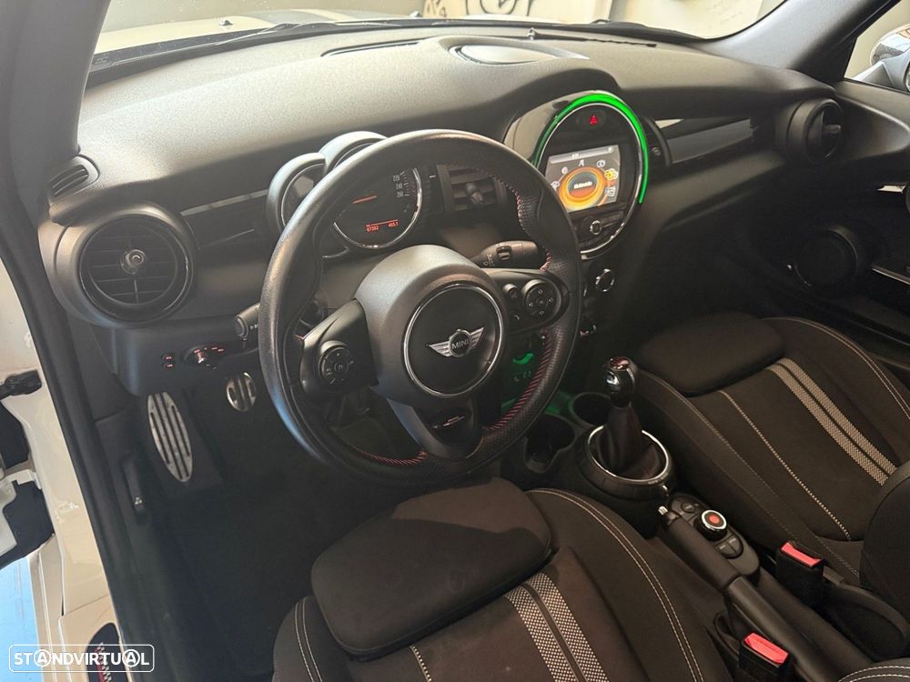 MINI Cabrio Cooper D - 10