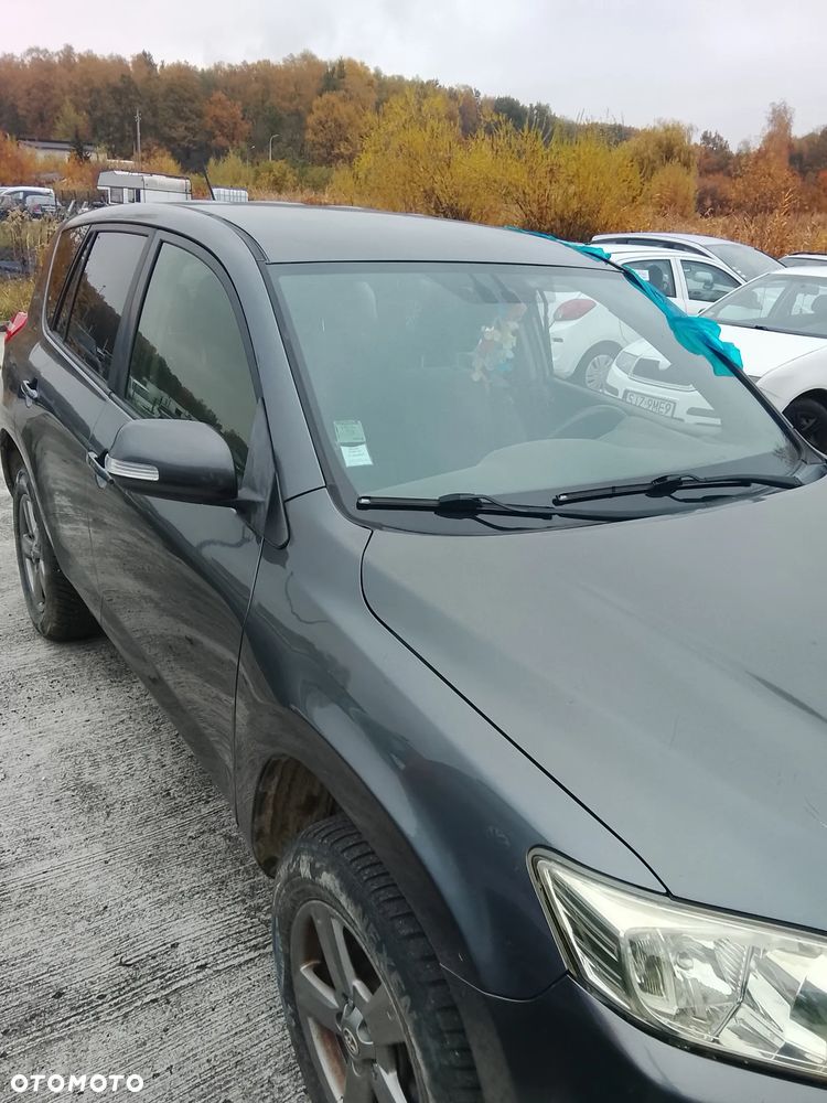Toyota RAV4 - 21