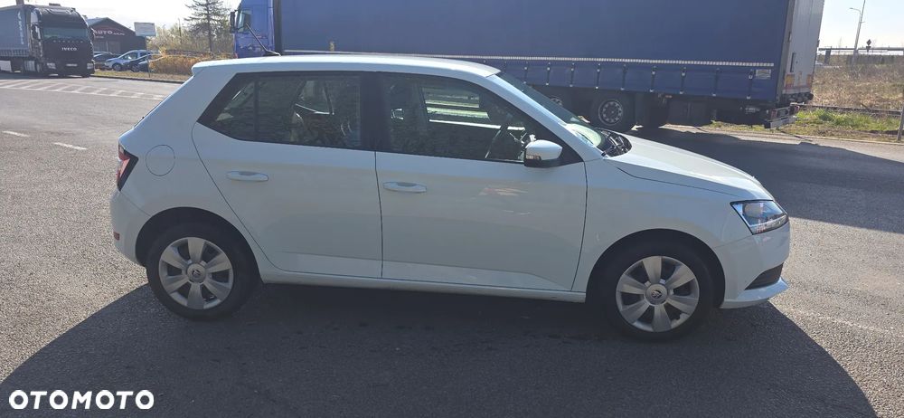 Skoda Fabia 1.0 MPI Active - 4