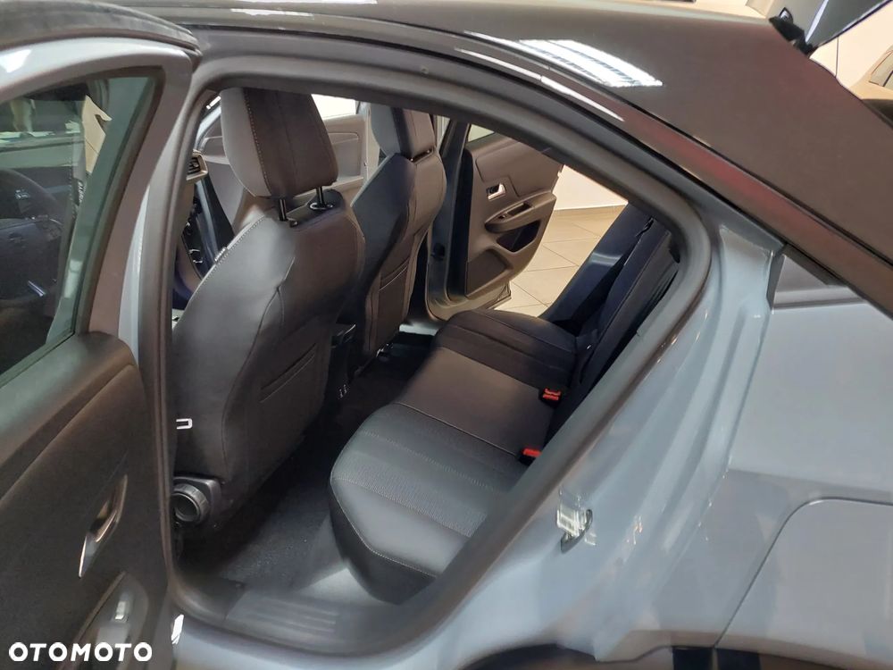 Opel Mokka 1.2 T mHEV GS S&S eDTC6 - 27