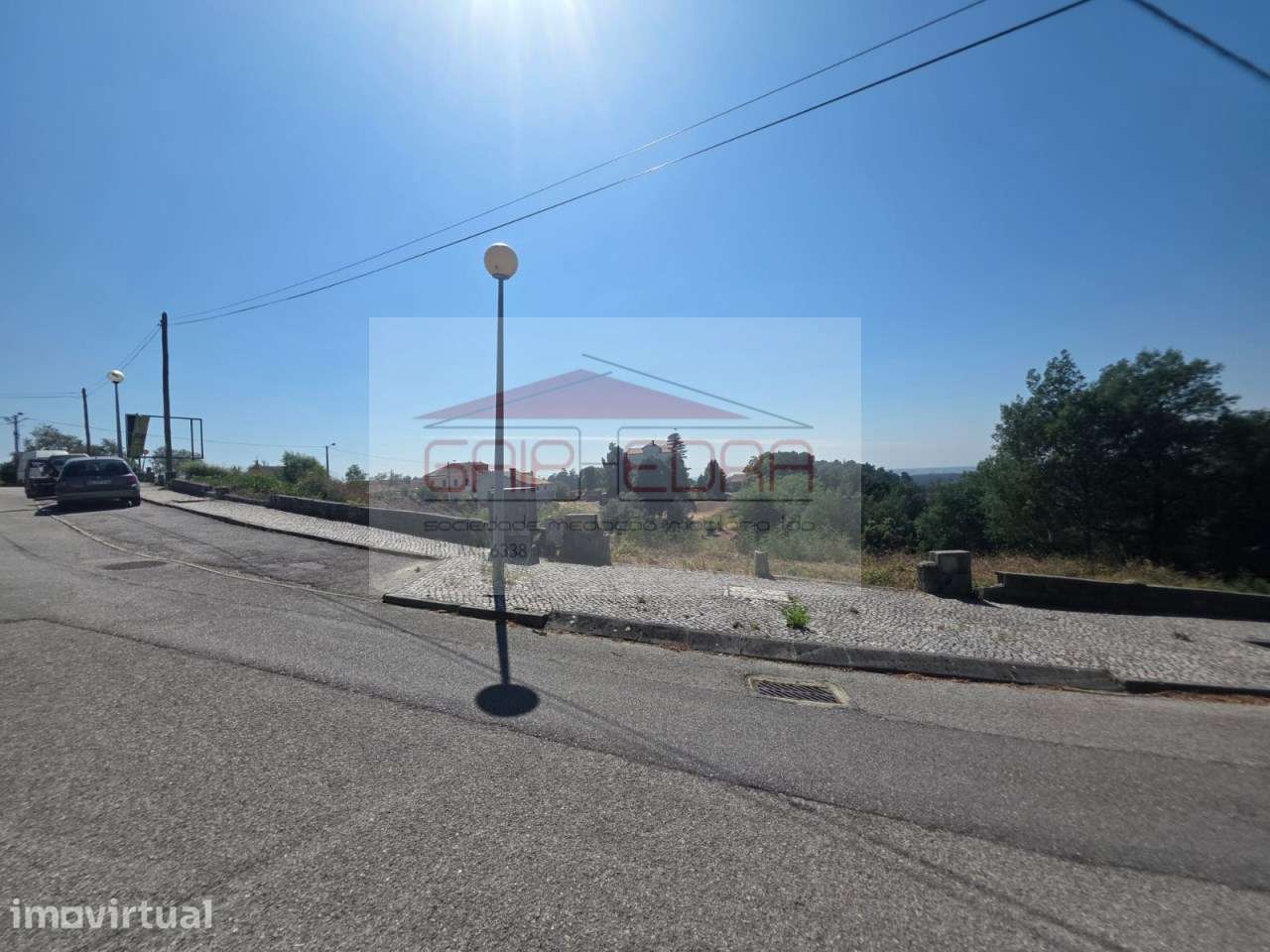 Lotes (8) para moradias modernas no Luso pelo valor total de 181 000 € - Grande imagem: 3/8