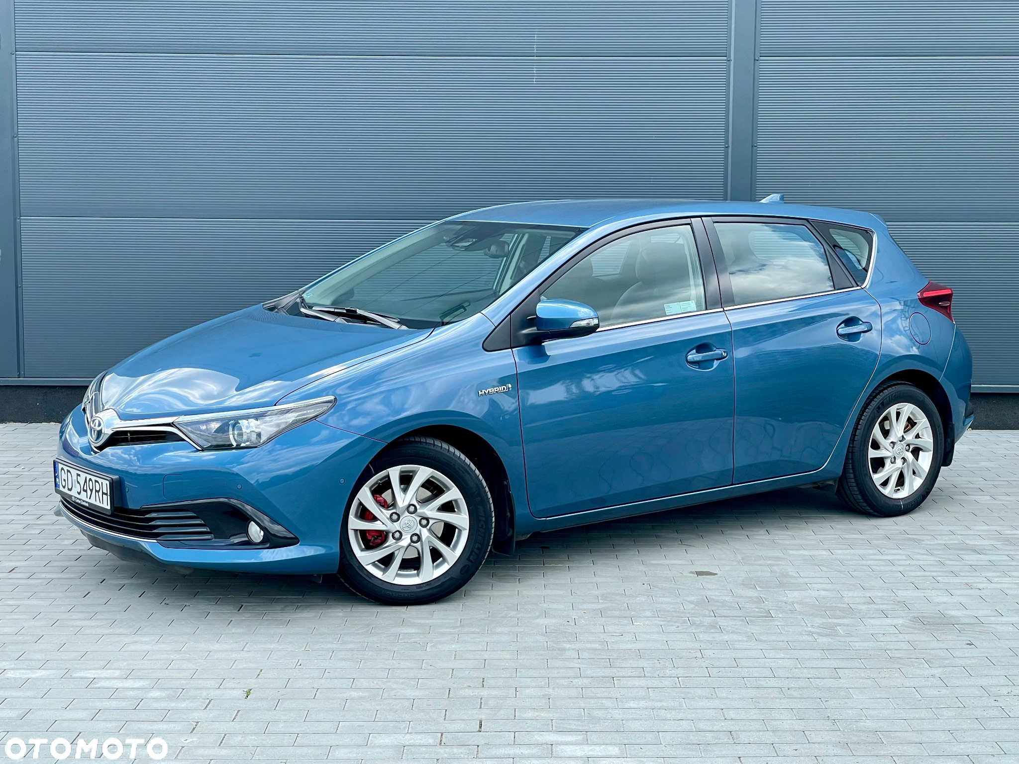 Toyota Auris Hybrid 135 Premium - 3