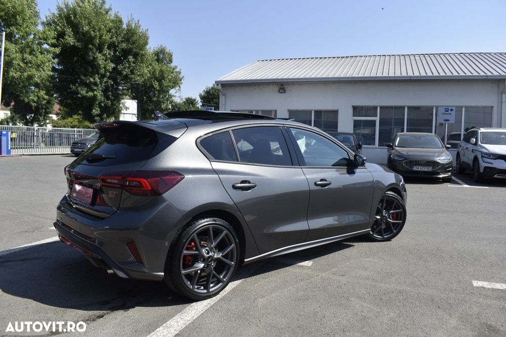Ford Focus - 5