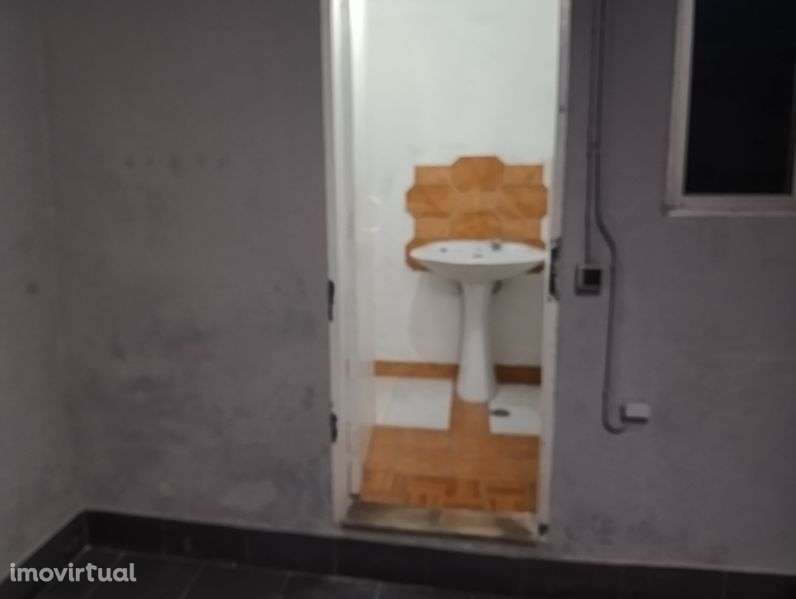 Arrendo pequeno armazém - Grande imagem: 3/3