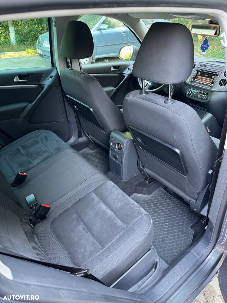 Volkswagen Tiguan 2.0 TDI 4Motion DSG Sport & Style - 10