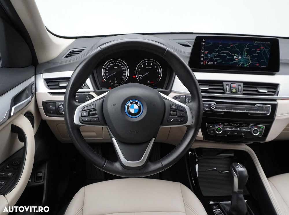 BMW X1 xDrive25e xLine - 10