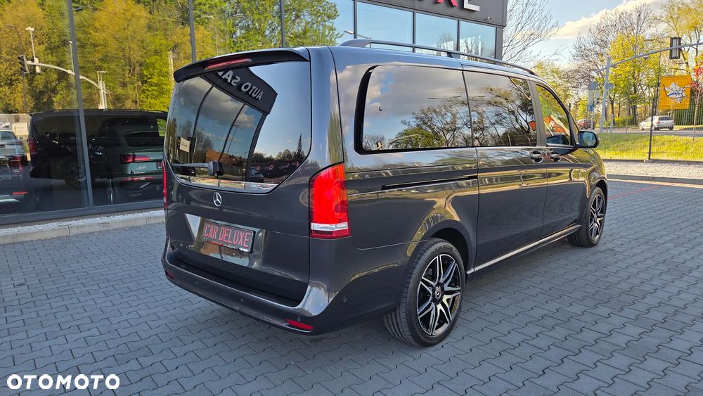 Mercedes-Benz Klasa V 300 d lang 4Matic 9G-TRONIC Avantgarde - 13