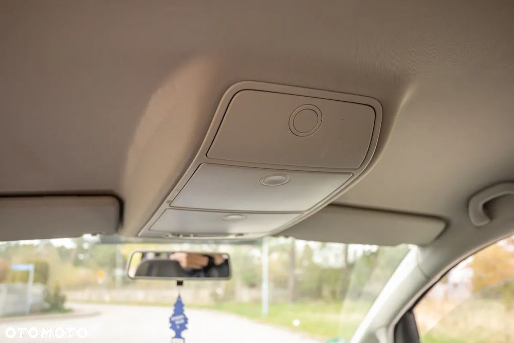 Volkswagen Touran 1.9 TDI DPF Freestyle - 30