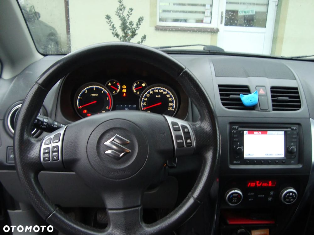 Suzuki SX4 2.0 DDiS Topline Edition 4WD - 4