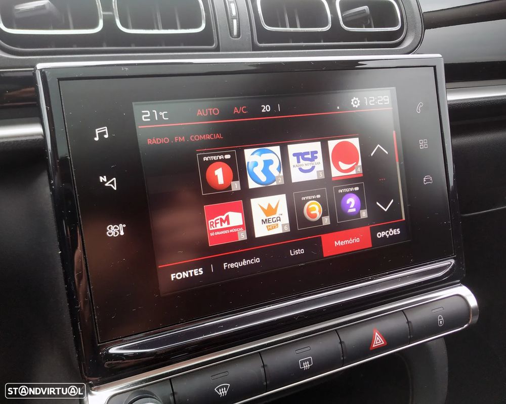 Citroën C3 1.2 PureTech Shine - 17