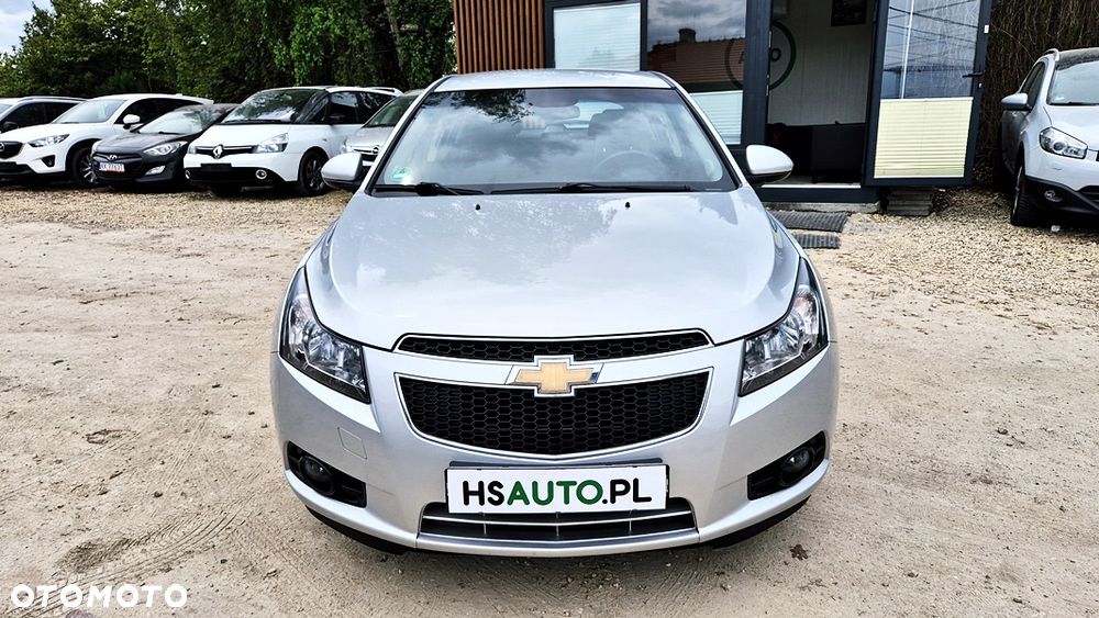 Chevrolet Cruze 1.6 - 4
