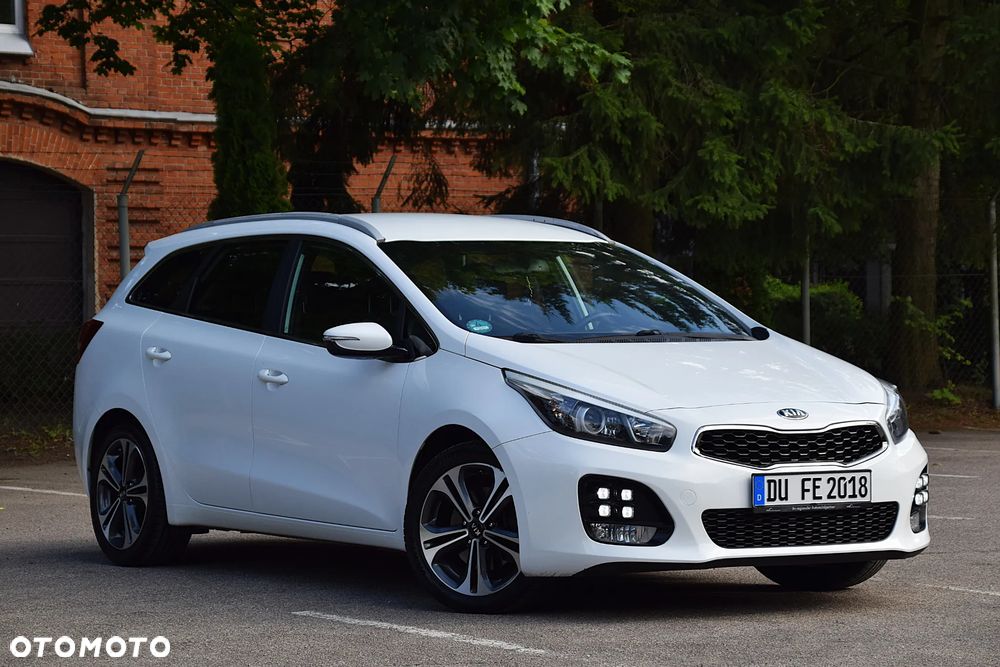 Kia Ceed 1.6 CRDi 136 DCT ISG GT Line - 3