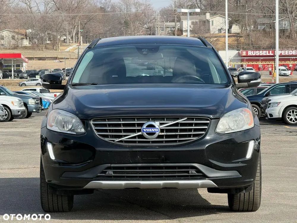 Volvo XC 60 T5 Momentum - 4