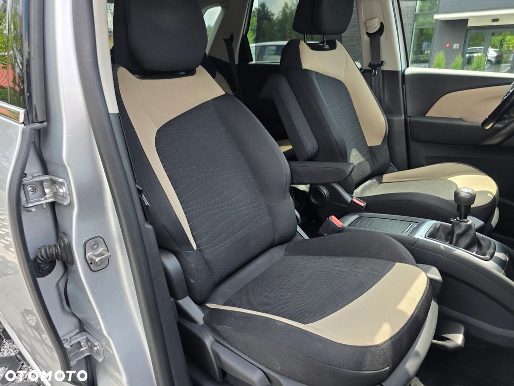 Citroën C4 Picasso 1.6 e-HDi Intensive - 8