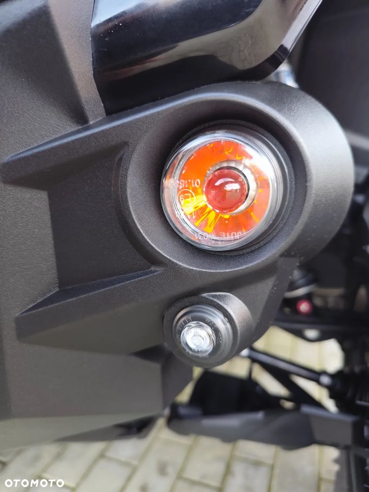 Can-Am Outlander - 30