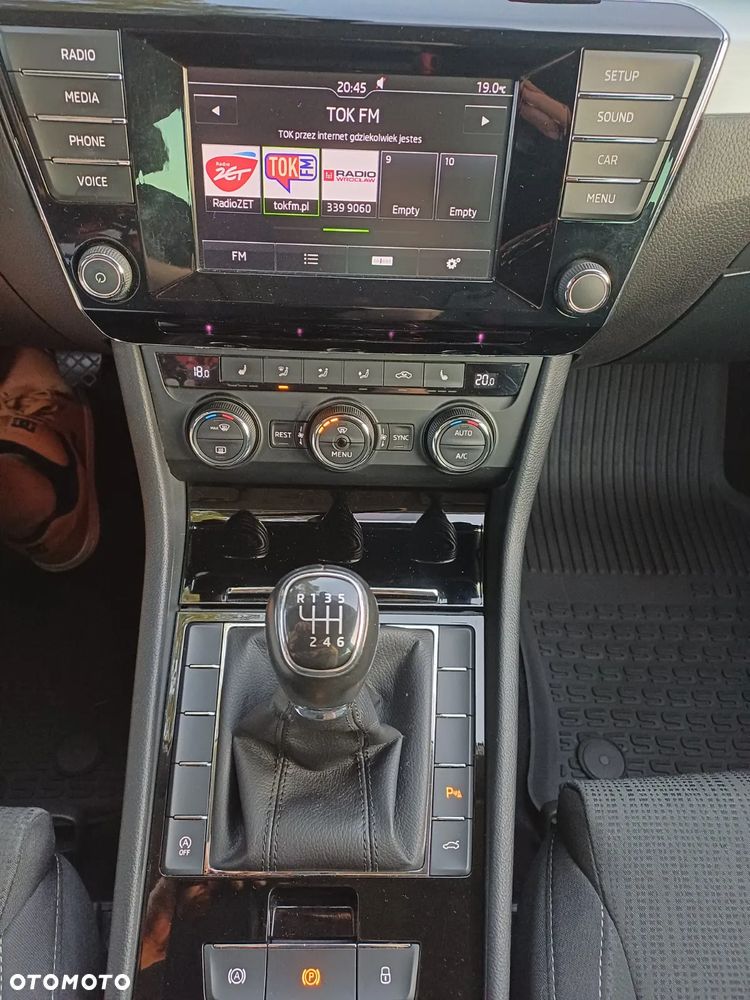 Skoda Superb 2.0 TDI Ambition - 18