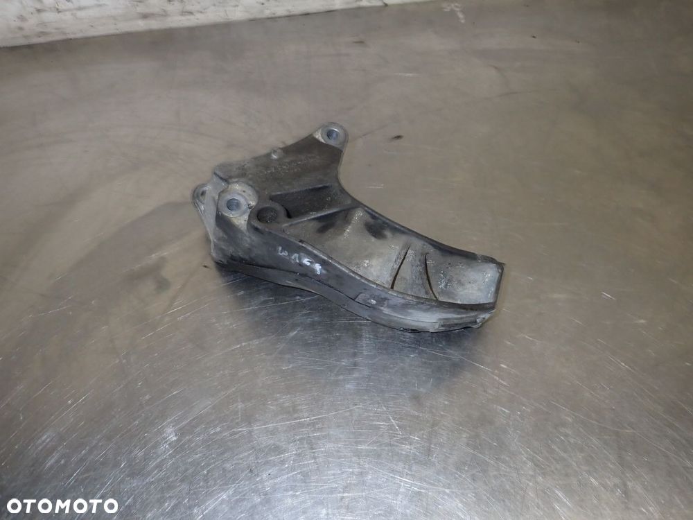 ŁAPA SKRZYNI MERCEDES-BENZ W169 A150 1.5 A1692410601 - 1