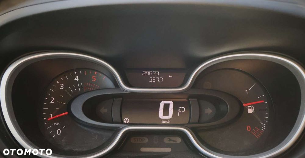 Renault Trafic - 26