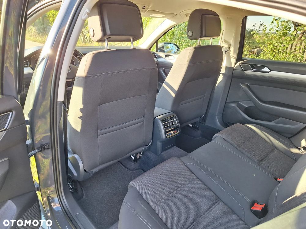 Volkswagen Passat 1.4 TSI BMT ACT Comfortline - 11