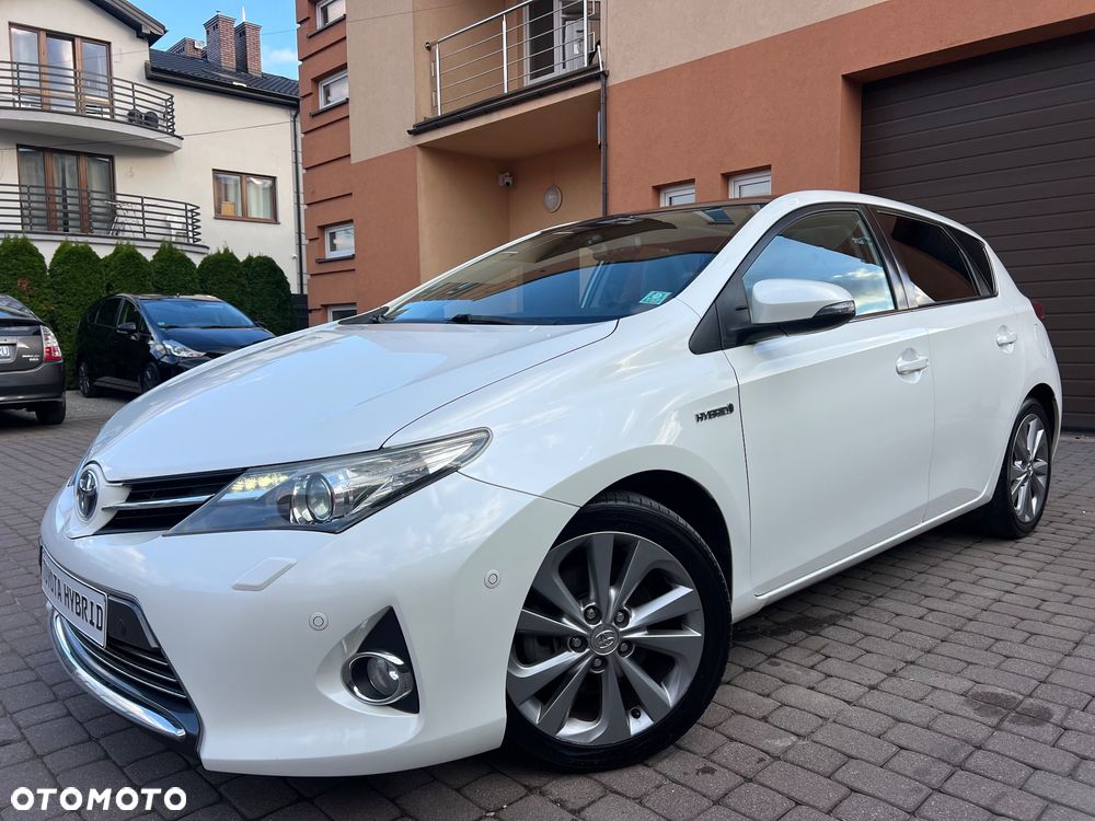 Toyota Auris 1.8 HSD Luna - 11
